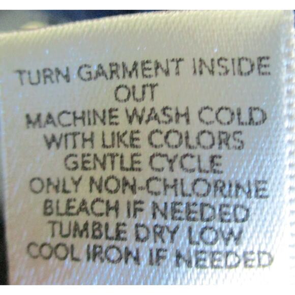 Christopher & Banks Women's Mid Rise Beaded Cuff Blue Jean Capri Pants Size 12 - Picture 10 of 10